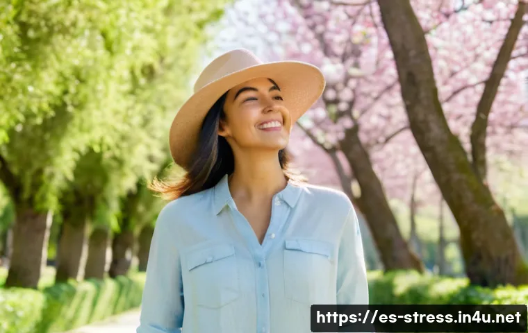 스트레스 해소를 위한 햇볕 받기 - A cheerful young Hispanic woman enjoying a morning walk in a sunny urban park in Spain, wearing comf...